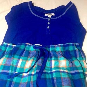 Sonoma 2 piece pajamas. L